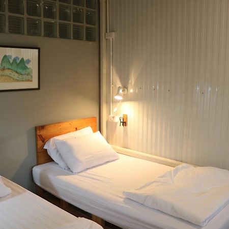 Nesuto Hostel Ramkamhaeng 52 Bangkok Esterno foto