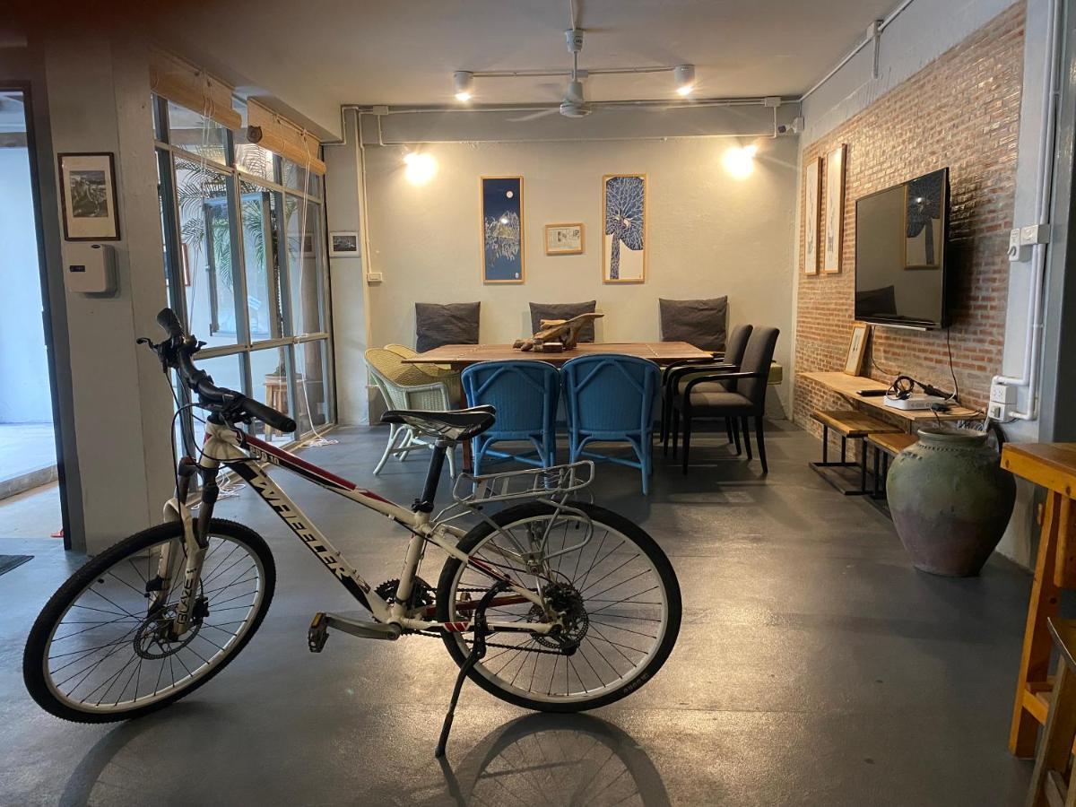 Nesuto Hostel Ramkamhaeng 52 Bangkok Esterno foto