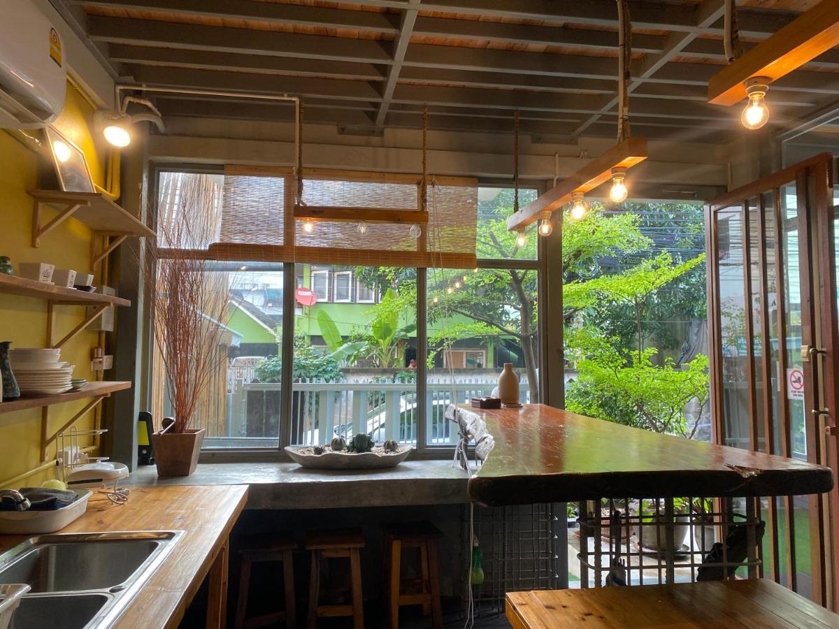 Nesuto Hostel Ramkamhaeng 52 Bangkok Esterno foto