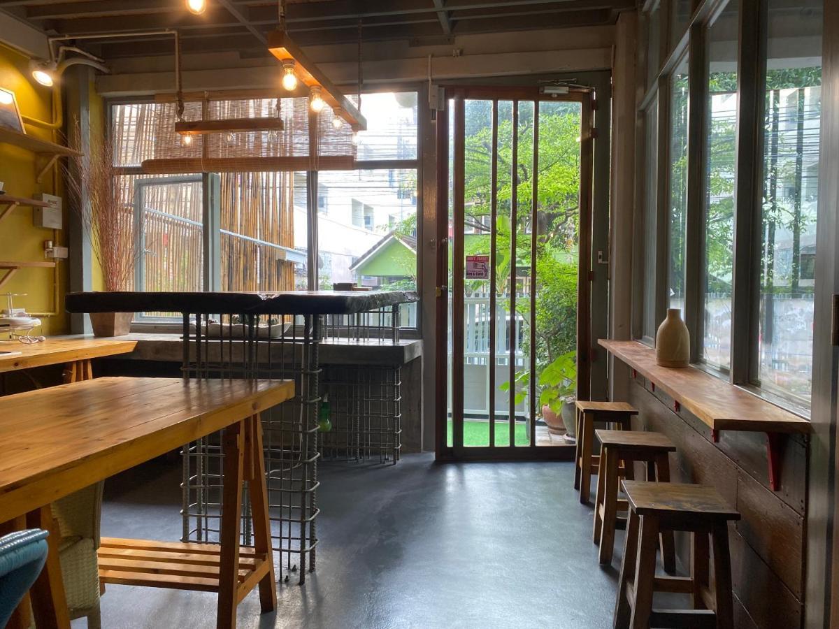 Nesuto Hostel Ramkamhaeng 52 Bangkok Esterno foto