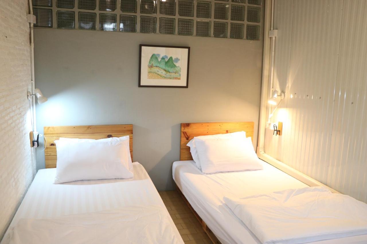 Nesuto Hostel Ramkamhaeng 52 Bangkok Esterno foto