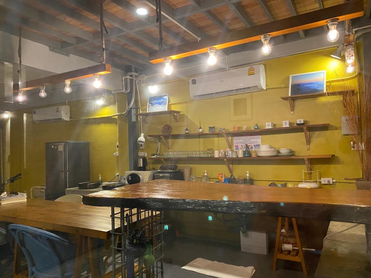Nesuto Hostel Ramkamhaeng 52 Bangkok Esterno foto